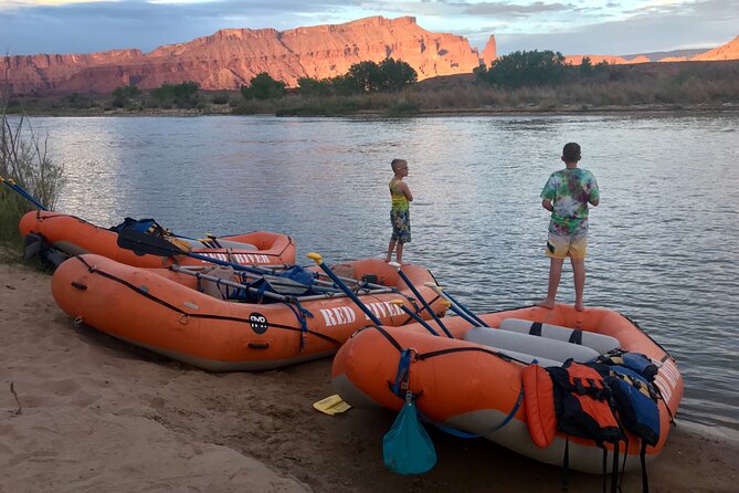 Full day Fisher Towers Rafting - Moab - Expert Guides and Family-Friendly Atmosphere