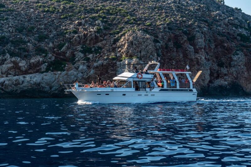 FULL DAY GROUP TOUR KOUTSOMITI KOUNOUPA & RED ROCK WITH MEAL - Experience the Unique Coastal Beauty of Astypalaia with a Full-Day Tour