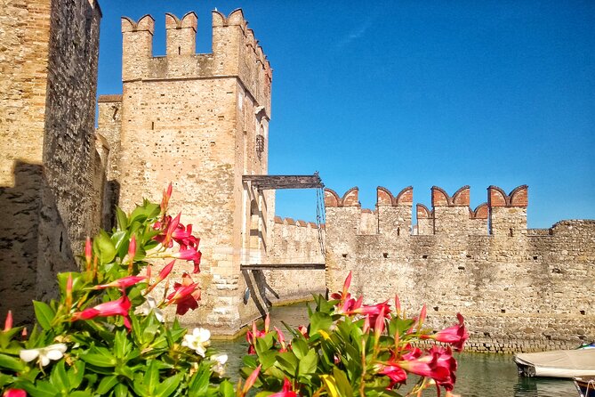 Full Day guided Tour of Verona and Garda Lake - The Arche Scaligere: Verona’s Noble Tombs