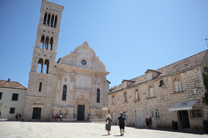 Full-Day Hvar & Pakleni Islands Speedboat Private Tour from Split - Visiting Hvar: The Croatian Islands Charm