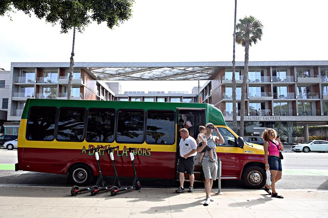 Full-Day Iconic Sights of LA, Hollywood, Beverly Hills, Beaches and More - Passing the Sunset Strip and Celebrity Hotspots