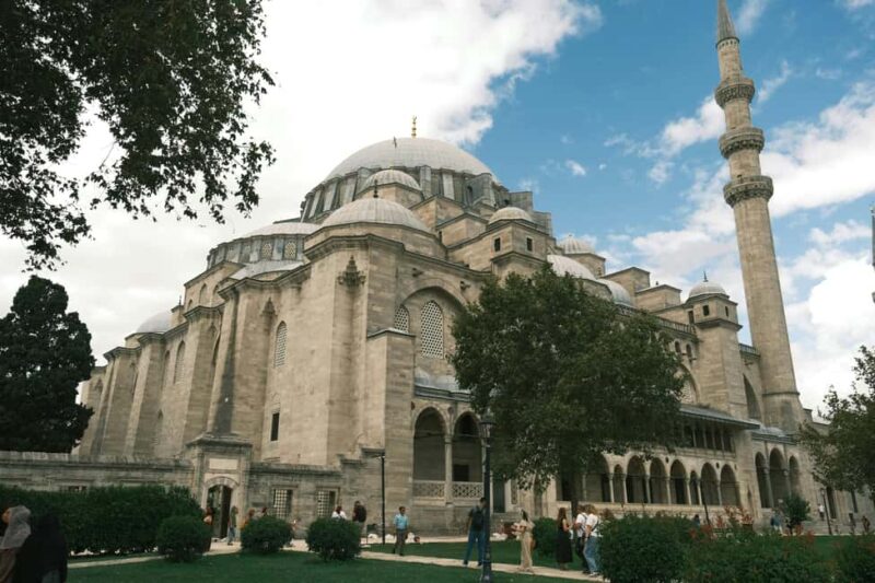 Full Day Imperial Istanbul Tour with Lunch Small Group - Discover the Grandeur of Süleymaniye Mosque