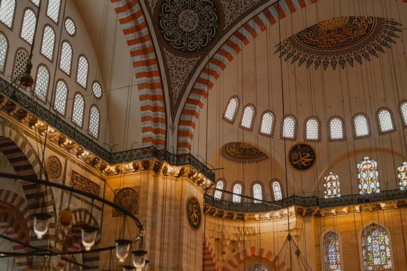 Full Day Imperial Istanbul Tour with Lunch Small Group - Descending into the Enchanting Basilica Cistern