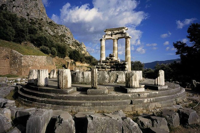 Full-day in Delphi: Explore one of the most famous archaelogical sites of Greece - Logistics and Practical Details