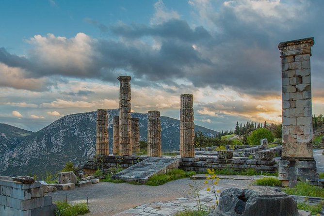 ''Full Day in Delphi - Monastery of Hosios Loukas - Livadia '' - The Archaeological Museum of Delphi: Artifacts and Sculptures