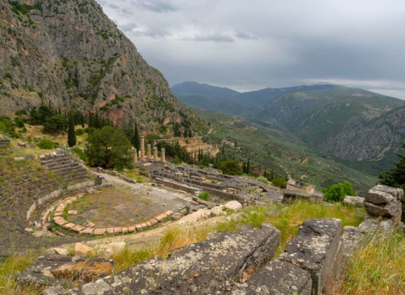 ''Full Day in Delphi, Monastery of Hosios Loukas, Livadia '' - Stroll through Delphi Village and Arachova