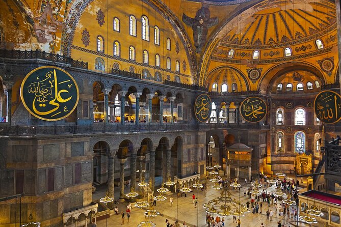 Full-Day Istanbul Private Tour with Dolmabahce Palace and Lunch - The Blue Mosque and Its Iconic Iznik Tiles