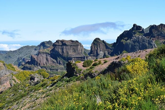 Full Day Jeep Safari East - Pico do Areeiro - Santana - Ponta de são Lourenço - Panoramic Viewpoint at Miradouro do Guindaste