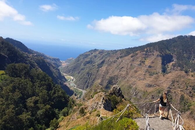 Full-Day Jeep Tour Madeira Majestic Viewpoints - Ponta do Sol and the Cascalho Viewpoint