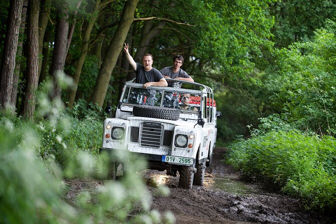 Full-day Land Rover driving off-road experience Prague - Learning to Control the Land Rover on Challenging Obstacles