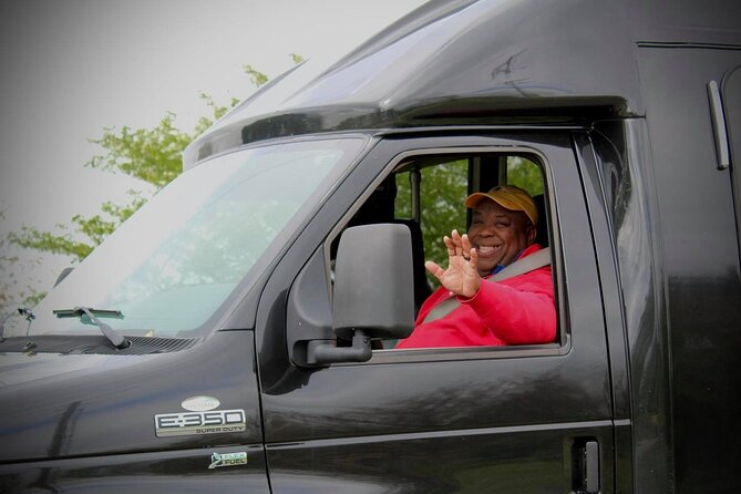Full-Day Lexington Farm Tour with Clay Pigeon Shooting - The Experience at The Thoroughbred Center