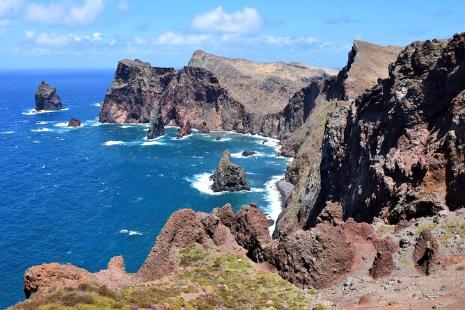 Full Day - Madeira East - Reaching the Imposing Pico do Areeiro