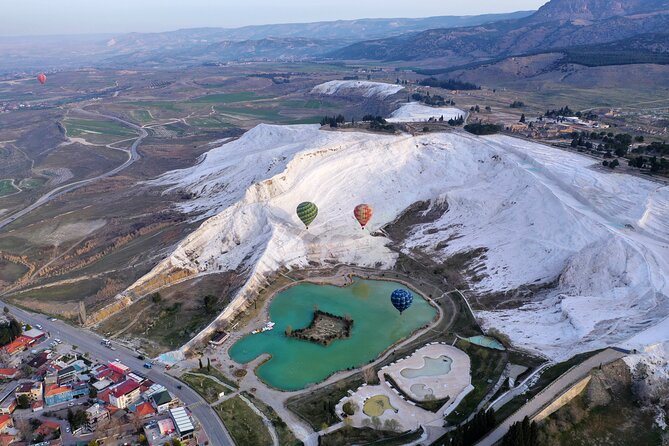 Full-Day Marmaris Pamukkale Tour With Hot Air Balloon Ride - Delicious Lunch at a Local Restaurant
