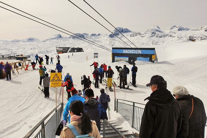 Full-Day Minivan Tour From Salzburg to Hallstatt with 5 Fingers,Lakes&Mountains - Visiting Sankt Gilgen and Bad Ischl: A Taste of Austrias Royal and Cultural History