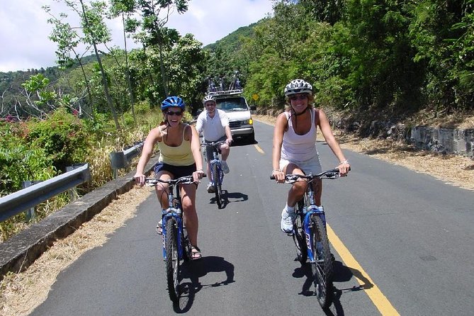 Full Day Oahu Bike, Hike, Sail and Snorkel Combo - Snorkeling Over Vibrant Reefs with Tropical Marine Life