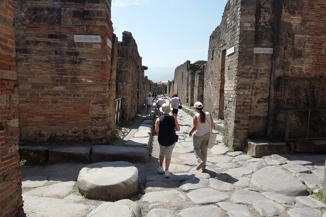 Full-Day Pompeii and Stabiae Tour with Pickup - Discovering Pompeii’s Ancient Ruins and Public Squares