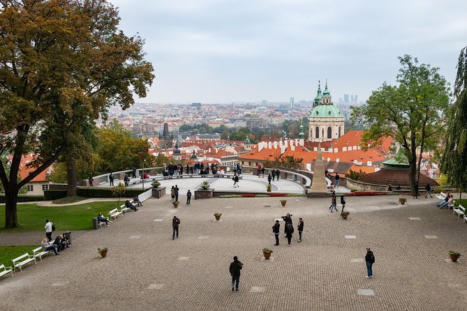 Full-Day Prague Tour with Prague Castle, Lunch and Vltava Cruise - Practicalities and Group Size