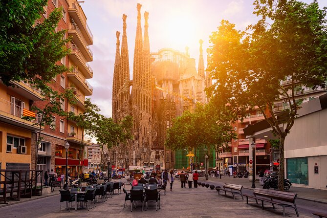 Full Day Private Barcelona City Tour - Visiting the Sagrada Familia: Gaudí’s Masterpiece