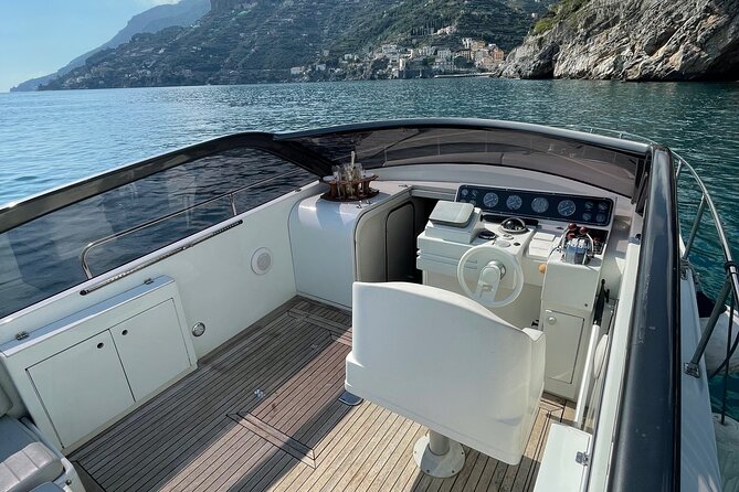 Full Day Private Boat Tour of the Amalfi Coast - The Guide and Vessel: Giovanni’s Expertise on the Water