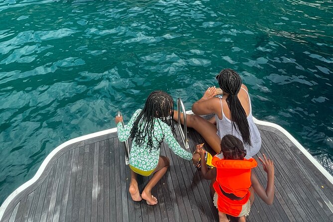 Full day private boat tour to the Island of Capri - Comfortable and Personalized Experience