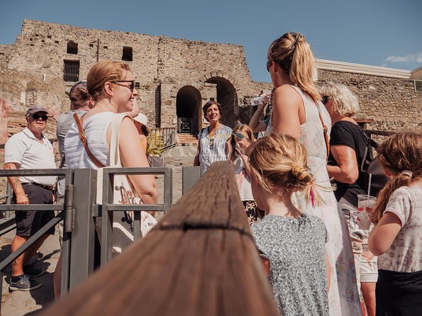 Full-Day Private Capri and Pompeii from Sorrento - Visiting the Gardens of Augustus and the Faraglioni