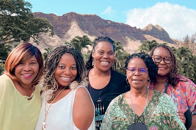 Full Day Private Customized Sightseeing Tour in Oahu Hawaii - Scenic Views at Makapuu Point Lighthouse Trail