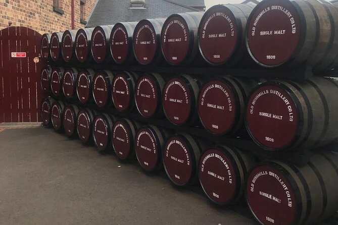 Full Day Private Giant's Causeway Tour - Strolling Through Glenarm Castle and Walled Gardens