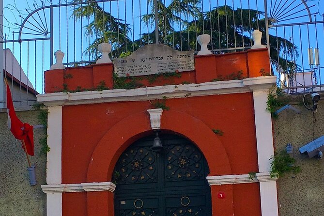 Full-Day Private Guided Jewish Heritage Tour in Istanbul - Visiting Neve Shalom Synagogue - The Main Sephardic Hub