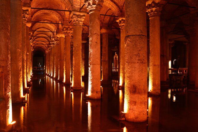 Full-Day Private Guided Tour of Historic Istanbul - Descending into the Basilica Cistern’s Mysterious Underworld