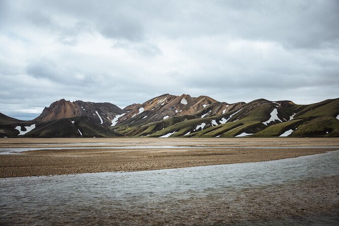 Full-Day Private Landmannalaugar in Icelandic Highlands Tour - Discover the Tall Majesty of Háifoss Waterfall