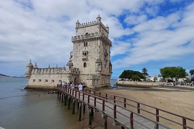 Full Day Private Lisbon Tour - Explore the Best of Lisbon in a Private 8-Hour Tour