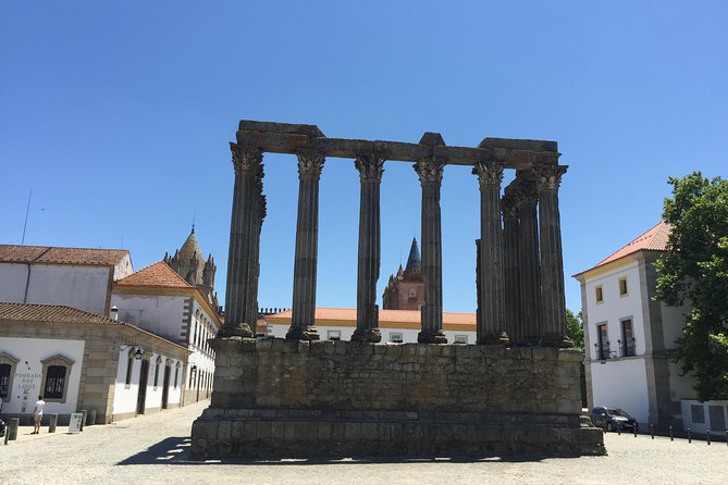Full Day Private Tour in Évora and Arraiolos - Discovering Évora’s Ancient Roots and Roman Legacy