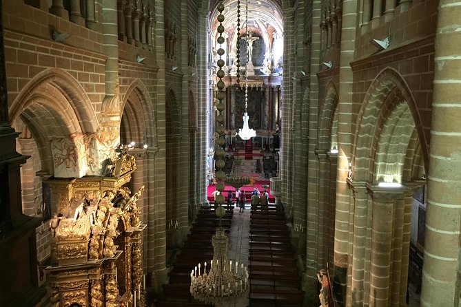 Full Day Private Tour in Évora and Arraiolos - The Majestic Évora Cathedral and the Chapel of Bones