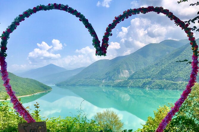 Full day Private Tour in Kazbegi, Gudauri & Ananuri from Tbilisi - Crossing the Aragvi River: A Brief but Scenic Stop