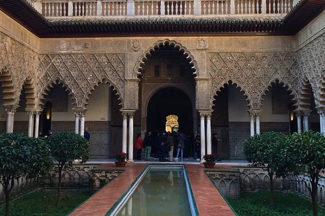 Full Day Private Tour in Seville - Explore the Charming Jewish Quarter of Santa Cruz