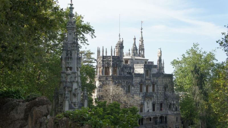 Full-day Private tour in Sintra and important landmarks - Exploring Pena Palace and Its Gardens