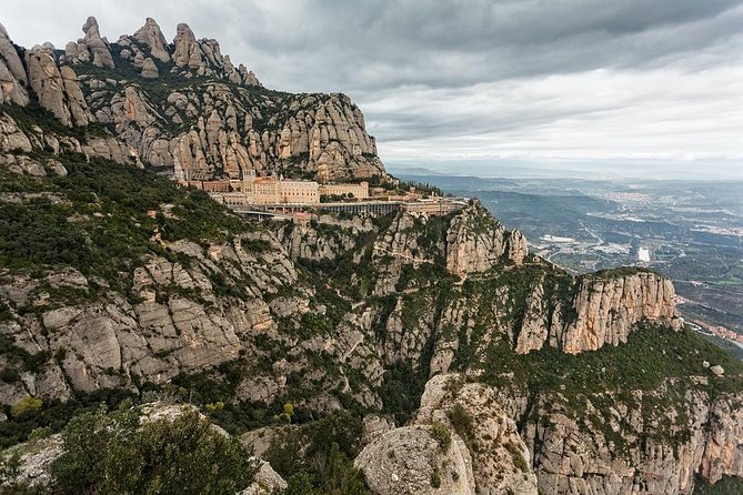 Full Day Private Tour of Montserrat and Winery from Barcelona with pick up - Practical Details: Dress Code and Booking Essentials