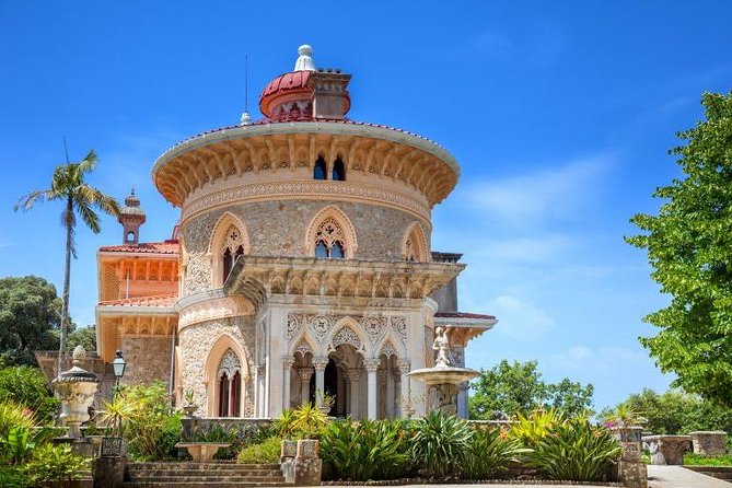 Full day Private tour Sintra + Cabo da Roca + Cascais (2 - 4 persons) - Stroll Through Cascais