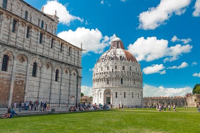 Full-Day Private Tour to Pisa and Lucca from La Spezia cruise port - Visiting Pisa’s Piazza dei Miracoli and Its Iconic Landmarks