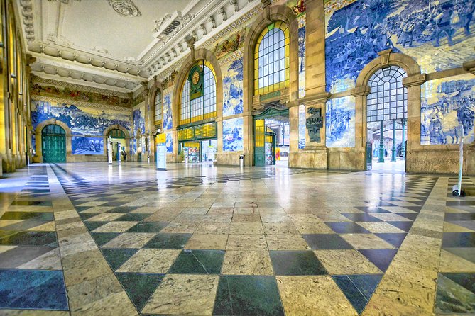 Full-Day Private Tuk Tuk All Around Porto - Marvel at the São Bento Railway Station’s Artistic Tiles