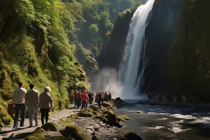 Full-Day Private Whispers of Kerry Emerald Dreams Tour from Cork - Explore the Scenic Beauty of County Kerry with This Private Tour from Cork