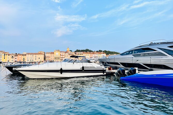 Full Day Private Yacht Charter on our Pershing 40 in Saint Tropez - LEscalet: Coastal Charm and Photography Opportunities