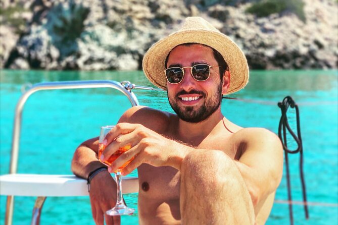 Full Day Sailboat Private Kleftiko & Blue Lagoon with Lunch - Key Points