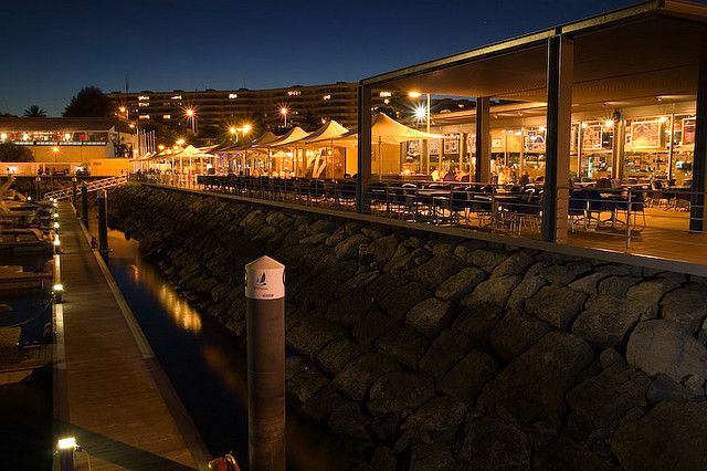 Full-Day Sailing Tour from Lisbon to Cascais Bay - The Yacht Experience: Facilities and Comforts on Board