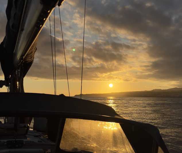 Full Day: Sailing tour with lunch & snorkeling included. - Key Points