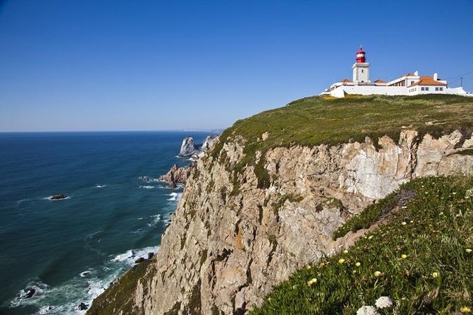 Full Day Sintra-Cabo da Roca-Cascais-Estoril - Visiting Pena Palace and Castelo dos Mouros
