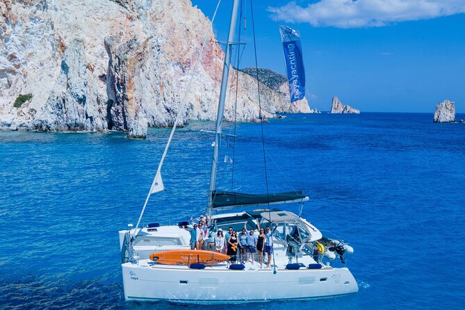 Full-Day Small-Group Cruise in Milos & Poliegos with Lunch - Starting the Day with Milos’s Iconic Caves and Beaches