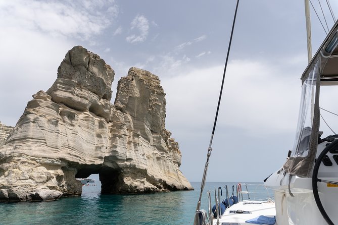 Full-Day Small-Group Cruise in Milos & Poliegos with Lunch - The Onboard Experience and Food