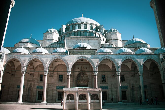 Full-Day Small-Group Guided Tour to Famous Mosques in Istanbul - Fatih Mosque: The Conqueror’s Final Resting Place