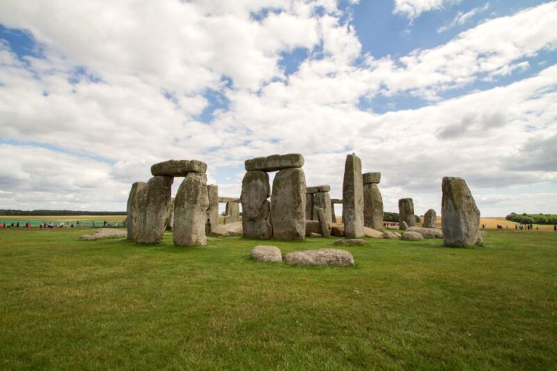 Full-Day Stonehenge and Bath Tour - Visiting Stonehenge: Up Close to the Enigmatic Monoliths
